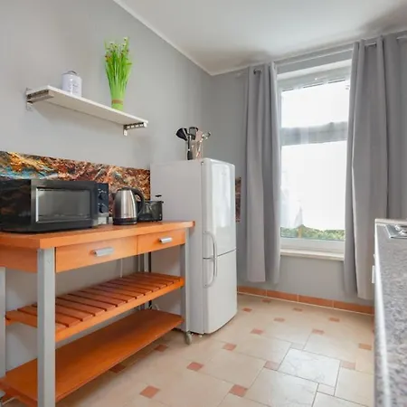 2 -- -- Im Leipziger Neuseenland Apartment *